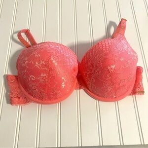 BCBGeneration Women’s Coral Lace Lift Support Bra Size 36DD NWOT Adj. Straps